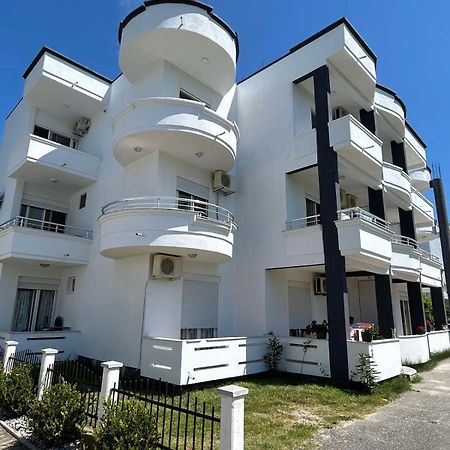Apartmani Agovic Улцинь Екстер'єр фото