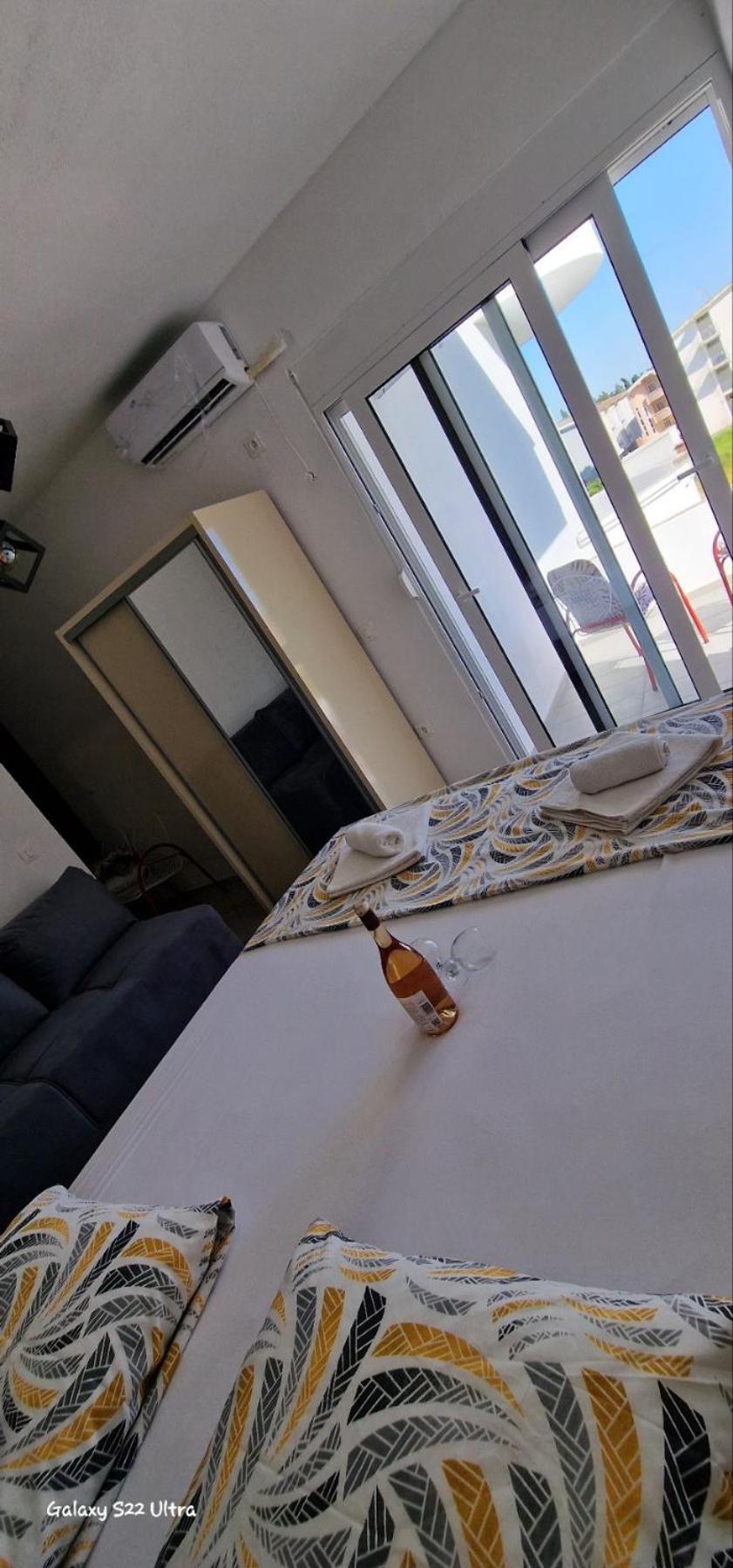 Apartmani Agovic Улцинь Екстер'єр фото